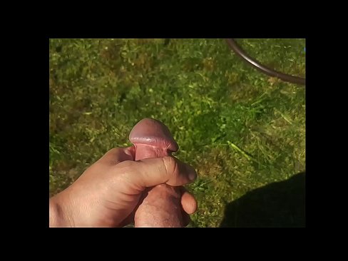 ❤️ Žhavá kočička si nechá ošukat růžovou kundičku a udělá se squirtem v letní zahradě. ️ Šukání u nás cs.dewporn.ru ☑
